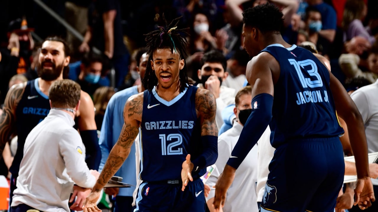 Best of Ja Morant's clutch plays in his young career