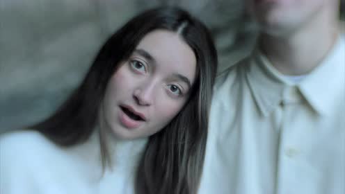 女孩,原来这就是最早的备胎时 间:2020-12-08上传者:人间电影投递员电