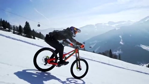 fabio大神的雪地山地车速降,像是在玩游戏闯关