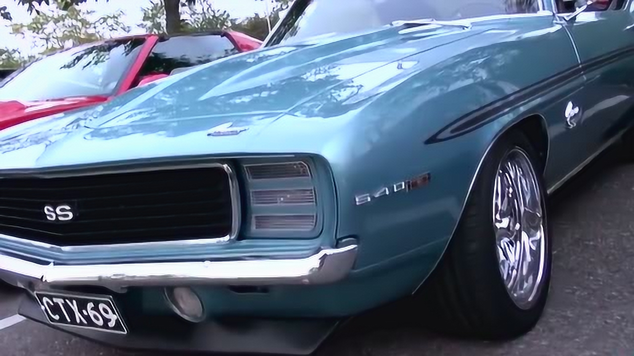 1969年的雪佛兰camaro ss,这才是大马力车,应该具备的声浪