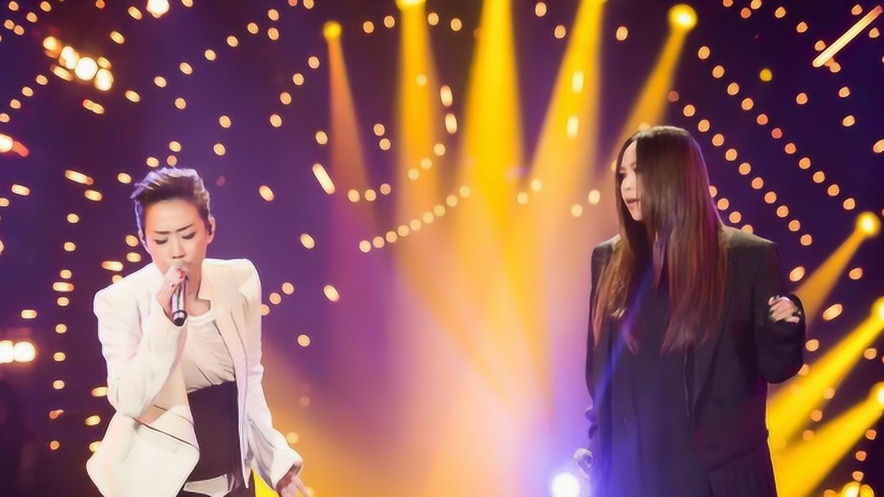 张惠妹林忆莲同台献唱!一首《也许明天》好听到爆,不愧是天后