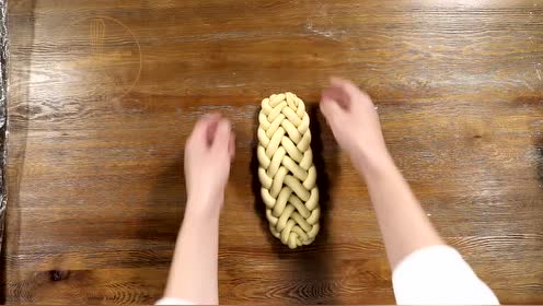 辫子面包做法的视频教程 美食视频网 教你怎么做美食