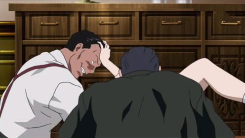 老头为了私欲,曾把她掐死在花丛里,再将其复活《人鱼之森》