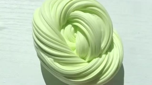 若芽色起泡胶,颜色很不一样,淡淡的美