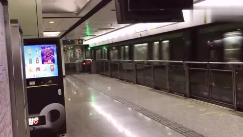 上海地铁2号线各型8a列车威宁路《地下段》进出站,青鱼出站