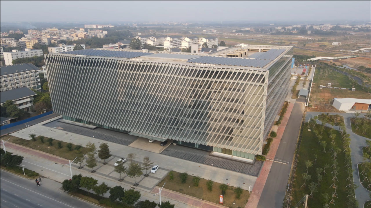 北海新图书馆,真漂亮,不知道何时可以投入使用开放