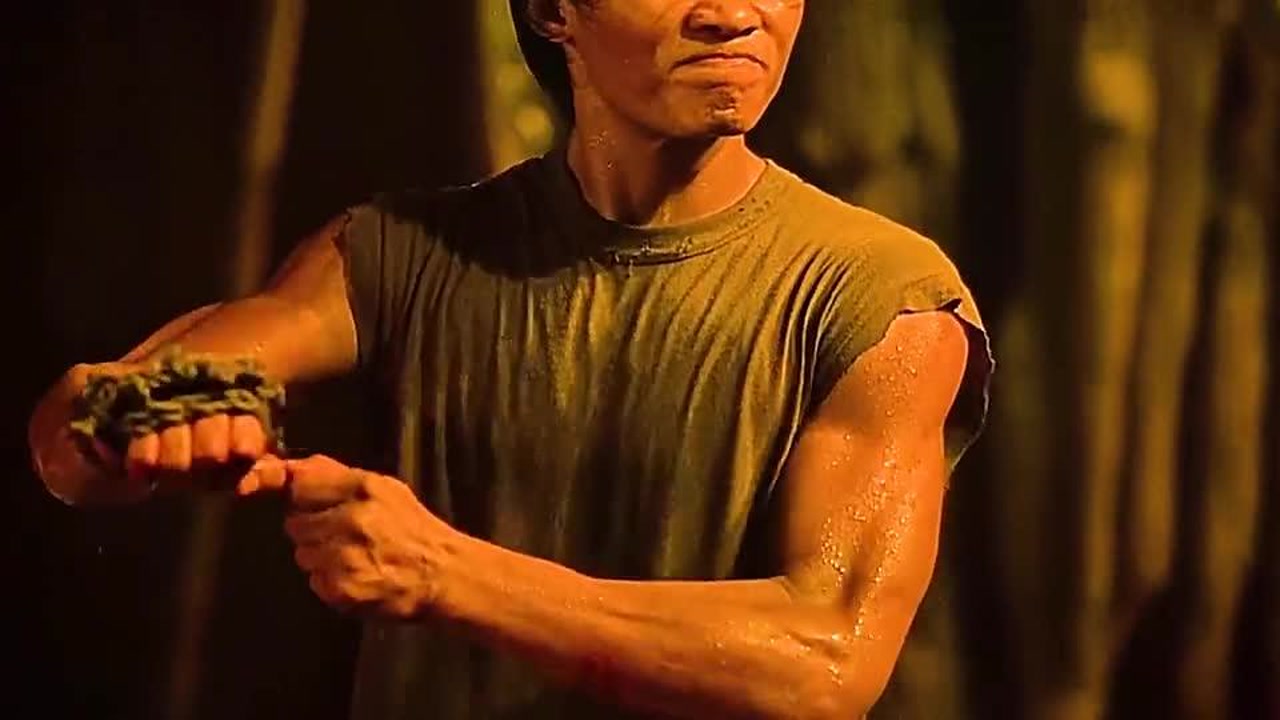 近身肉搏看得真疼