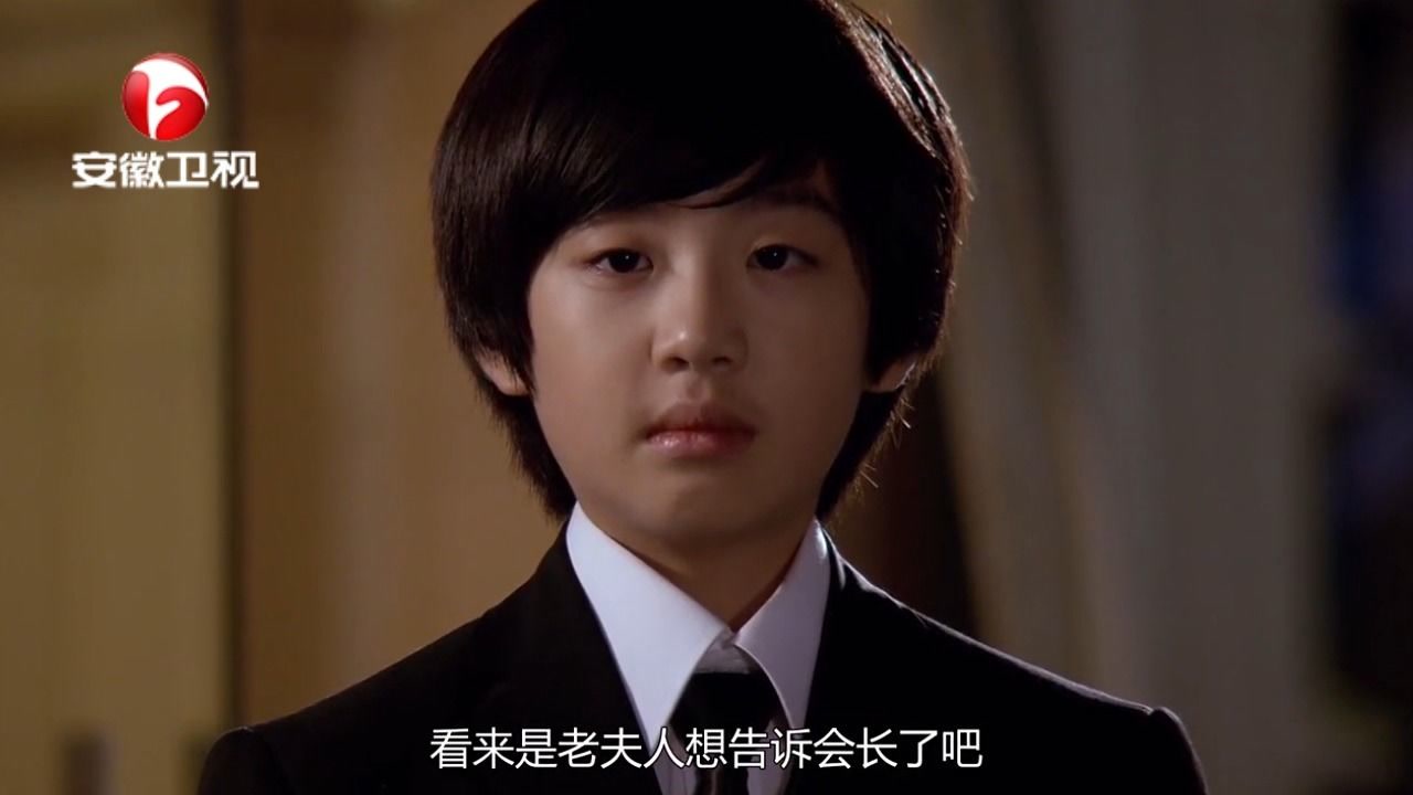 面包大王:马俊听佣人的话,看向母亲和管家,怀疑奶奶是他俩杀的