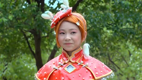 《舞法天女朵法拉》爱蕾的炫舞鹿铃真厉害,把砰巴打在地上