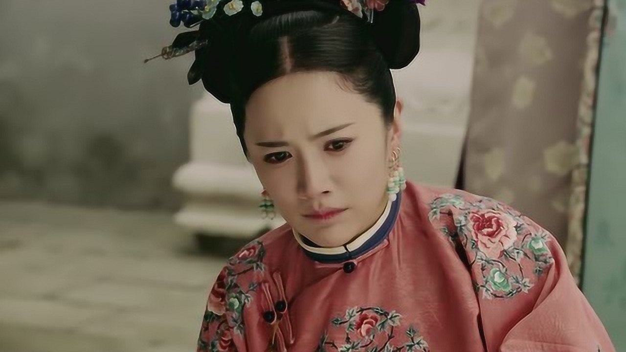 璎珞这一巴掌打的太爽了,狠狠的削弱了舒嫔的气势