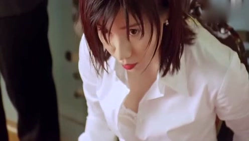 龙在边缘:豹哥儿子这样看着刘德华老婆, 胆子也太大了点