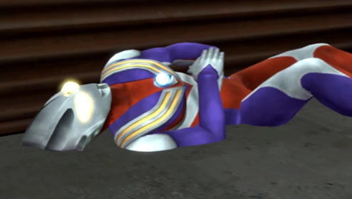 迪迦奥特曼饿惨了,直接躺在了地上,最后跑去抢赛罗的外卖!