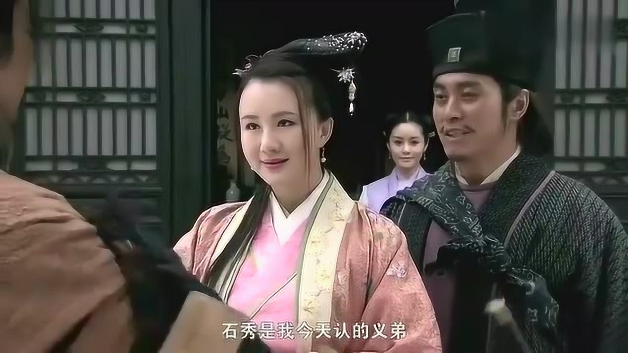 水浒传:石秀初到杨雄家中,看见潘巧云的美貌,竟下意识咽口水!