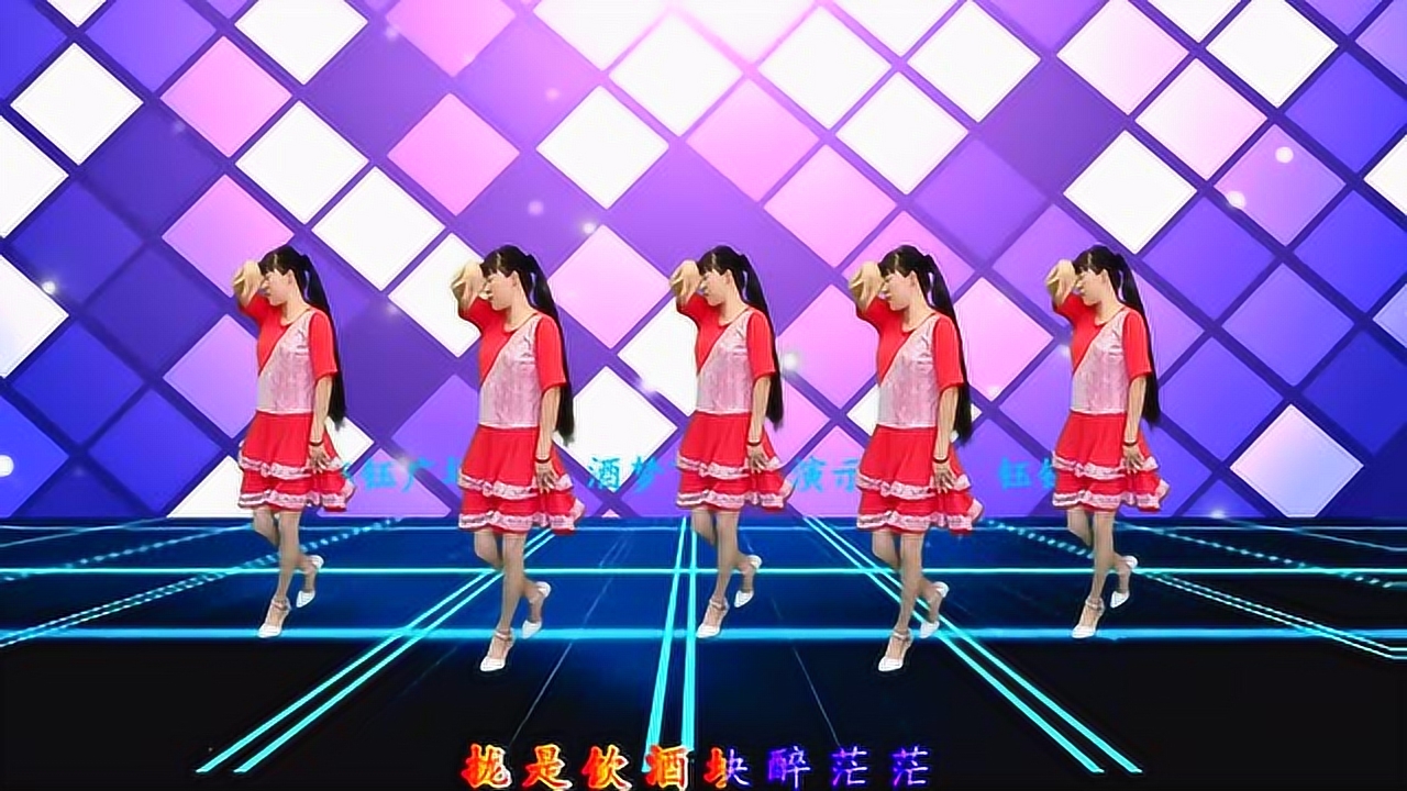 广场舞二小姐一首闽南歌曲《酒梦》恰恰舞32步,好听极了,真好看