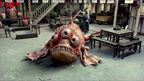 盘点电影中的巨型鱼怪,三眼鱼看着呆萌,其实还是很凶猛的