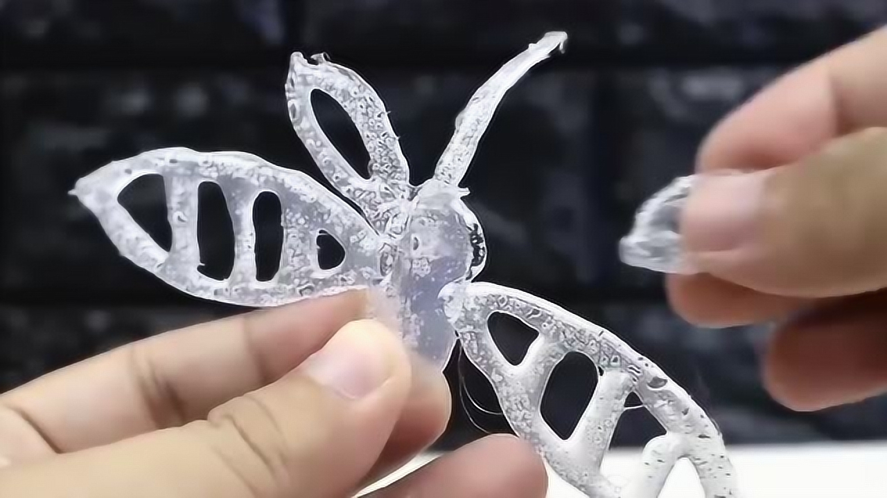 diy手工,没想到热熔胶还有这个作用,精致的小蝴蝶