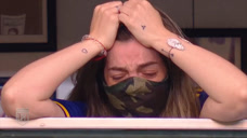 感动！博卡青年进球后全员来到马拉多纳包厢下致敬 