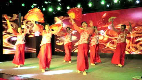 欢乐中国年扇子舞 腾讯视频
