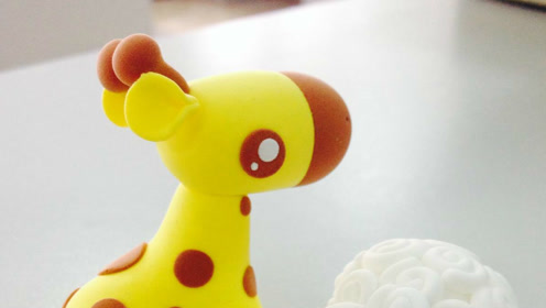 超轻黏土diy:三色黏土教你捏出一个可爱的长颈鹿