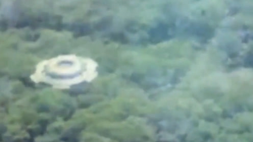 国外网友拍摄的UFO，难道是外星人？