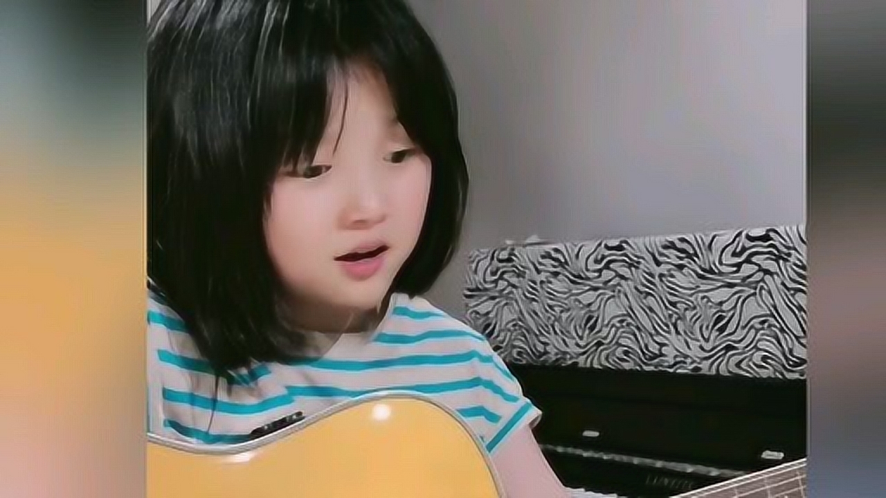 韩甜甜自谈自唱翻唱了一首《明天你好》太好听了,这嗓音绝了!