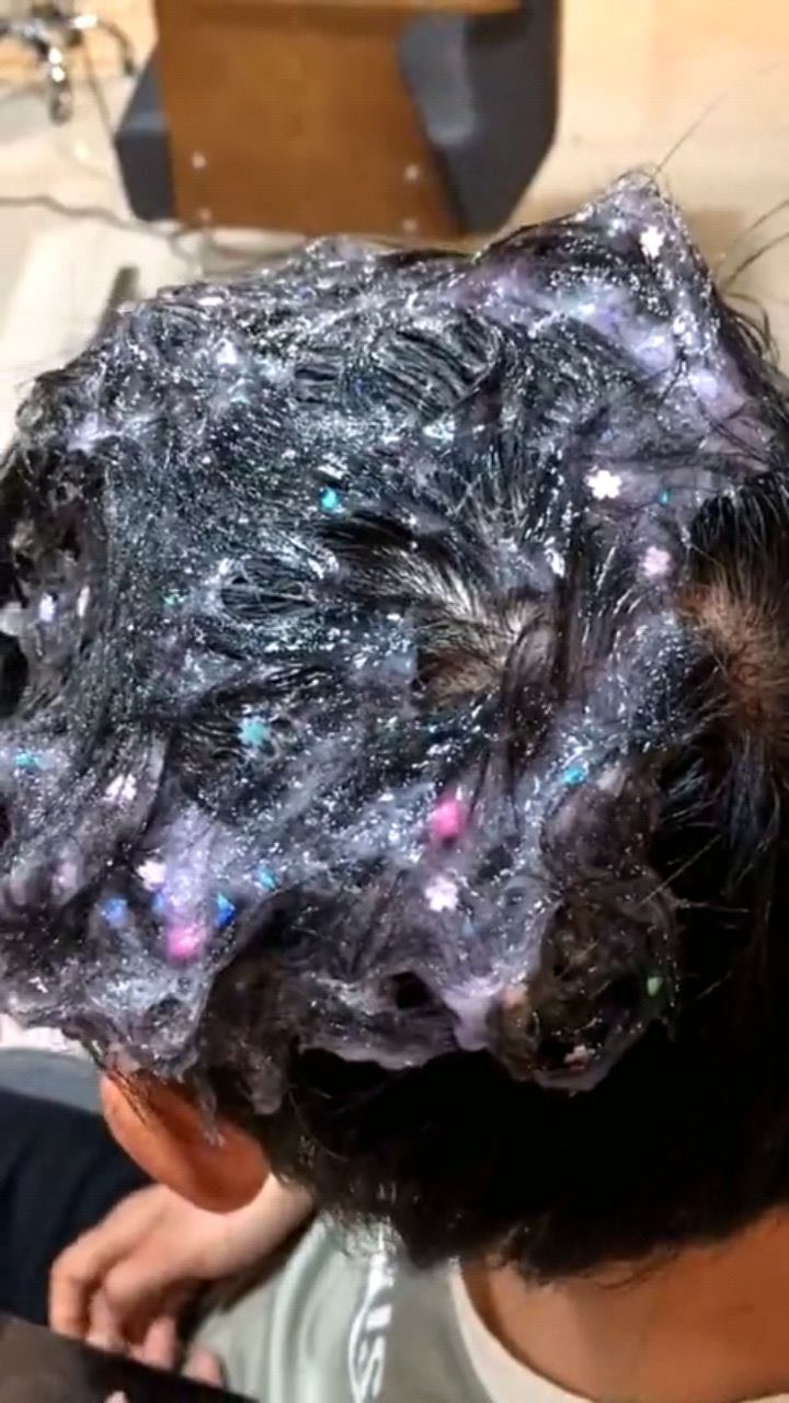 橡皮泥粘头发上了,除了理发,还有没有别的招呢?