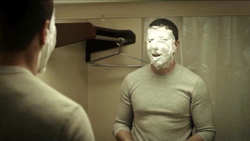 《占据》:它专门找有漂亮老婆的男子,侵入他们的身体夺取记忆,再操控