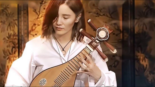 宋佳用柳琴弹《女儿情》,评委席都在鼓掌!