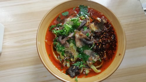 贵州沿河土家族自治县特色特色地方美食羊肉绿豆粉