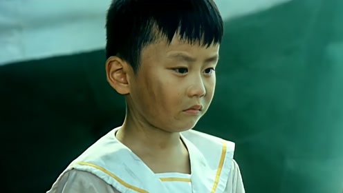 盲童被爸爸遗弃在火车上,没想到却被爸爸的女朋友捡回家,国产片