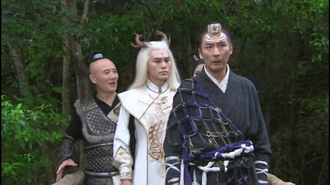 石敢当之雄峙天东:半斤还好奇打听敖申是怎么吃饭的,真搞笑