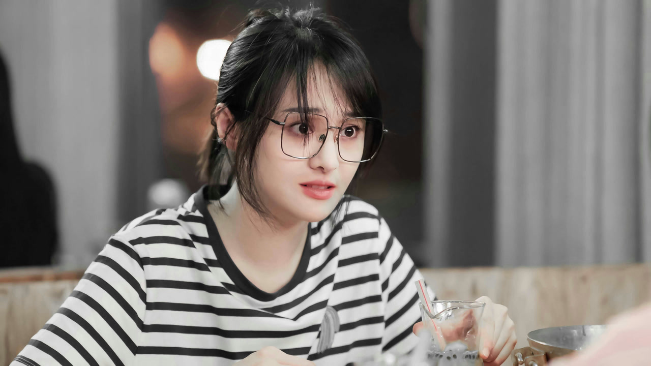 郑爽"代孕弃婴"录音再曝光,三观全毁,真是"无可救药"