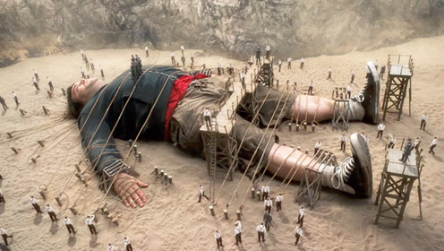 六分钟看完《格列佛游记》胖子男误入小人国,被小矮人五花大捆绑