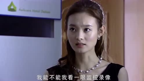 美女出门忘穿内衣图片_美女只穿内衣