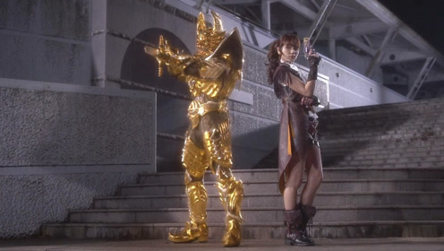 牙狼魔戒烈传:怪物以为能轻松对付魔戒女法师!黄金战士降临!