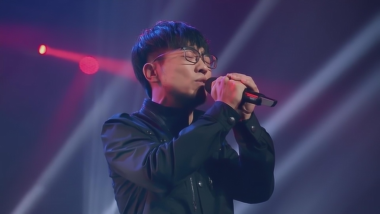 康树龙(中国内地男歌手)