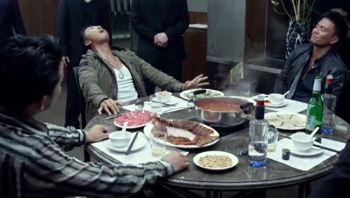 0:03:42电 影:特殊身份上传者:施戏论现实时 间:2019-11-07《特殊身份