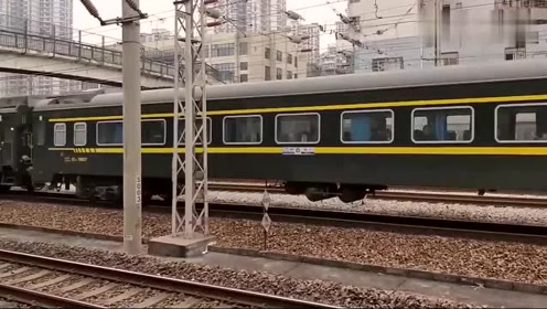 ss8电力机车 腾讯视频