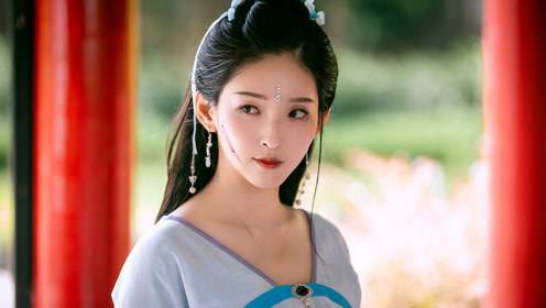 《丑女洛无忧》第13集:丫鬟被毒害,丑女挺身而出