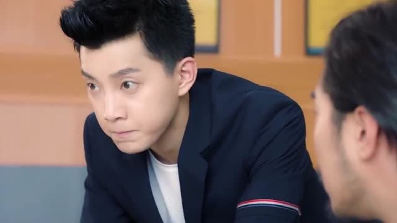 齐景浩大闹保安室,给我调监控,保安竟是这种态度