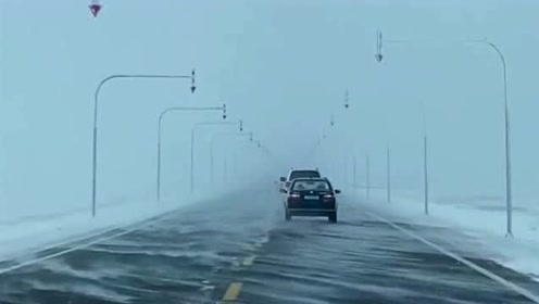 玛依塔斯百里风区 通往人间仙境的公路 寒风吹雪景色也太美了 腾讯om视频 腾讯网
