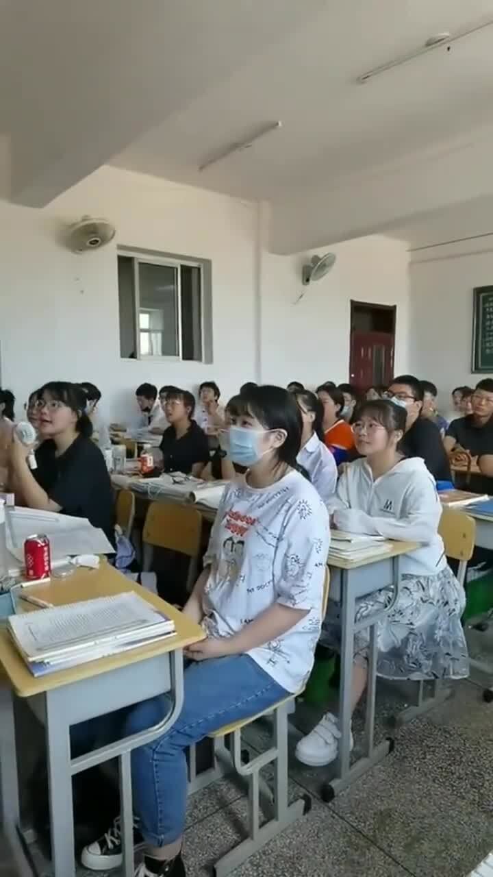 高中生的音乐课,没想到,合唱会这么好听