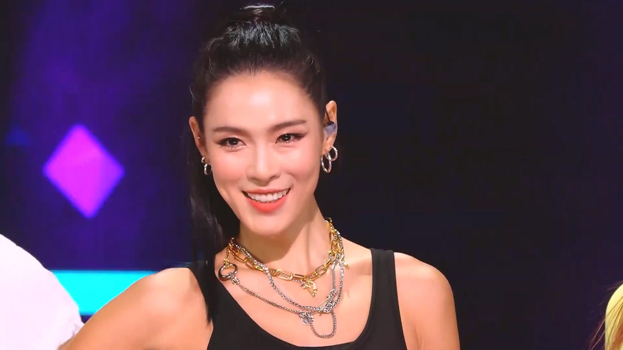 after school文明特辑演唱会《diva》精彩舞台,这个团简直不要太棒了