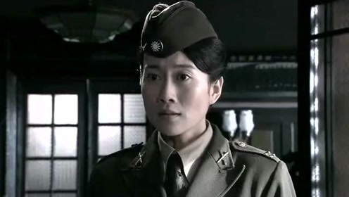 毒刺:大官不怀好意,女秘书请假一个劲看她