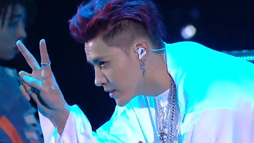 吴亦凡《july》现场版