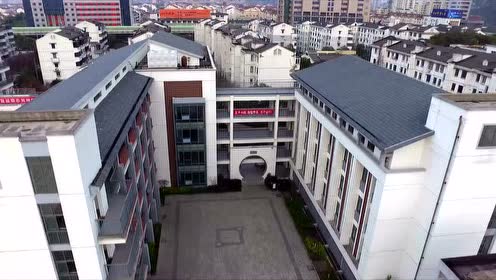 0:03:16苏州平江中学航拍(最新高清版)时 间:2016-09-21上传者:微云