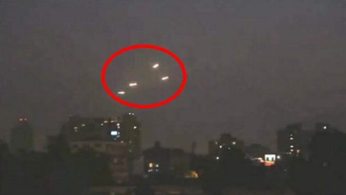 美国夜空出现100多个UFO！新闻直播纪录全过程