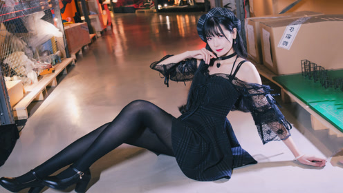 小姐姐翻跳二次元宅舞《girls》