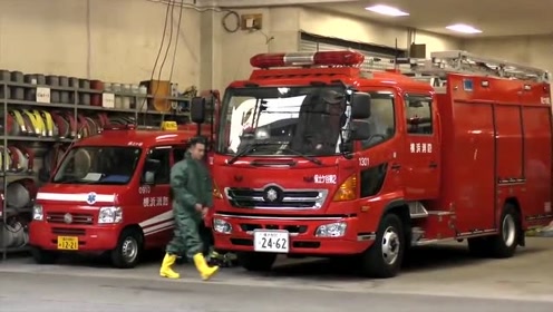 日本消防车出警,看看他们有没有紧迫感!