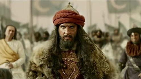 一部战争大片,苏丹王攻击印度,一轮箭雨被挡住